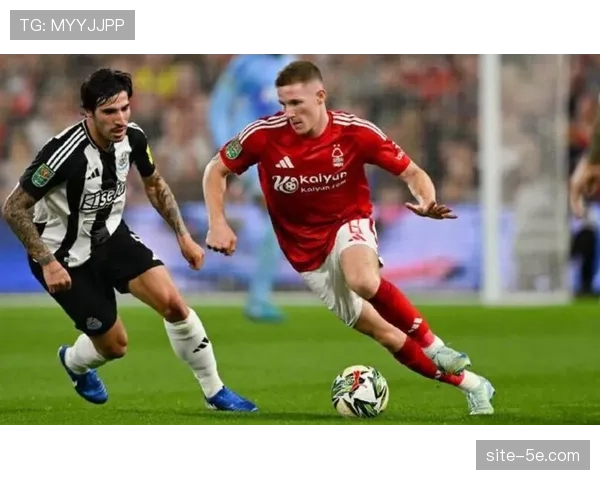 诺丁汉森林战平强敌 埃利奥特安德森跑动78公里 诺丁汉森林战平强敌 埃利奥特安德森跑动78公里